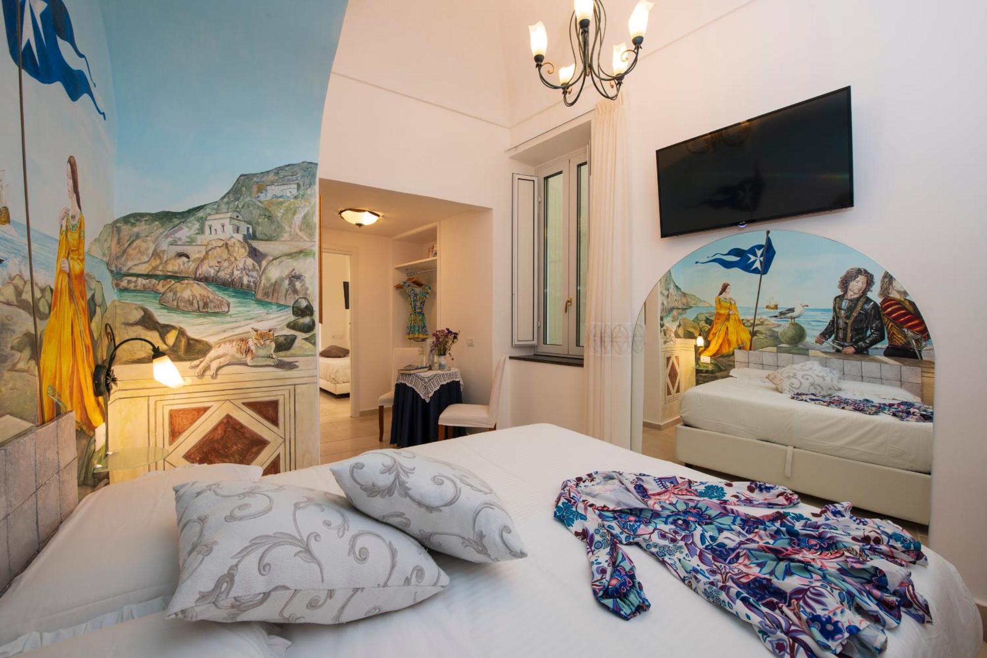 Hotel Antica Repubblica In Amalfi Center At 100Mt From The Sea Екстериор снимка